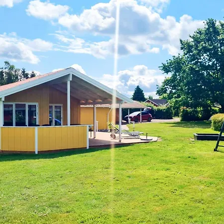 Feriehus Four-Bedroom Holiday home in Nordborg 2