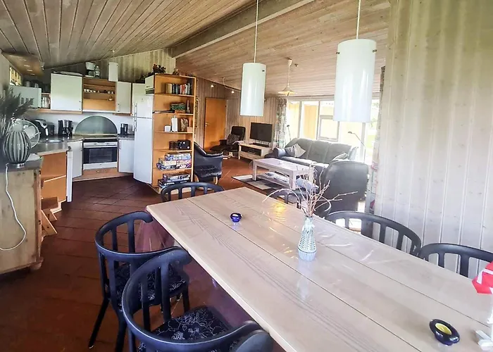 בית נופש Modern Retreat With - By Traum