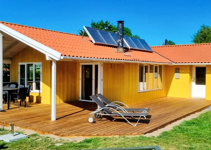 Modern Retreat With - By Traum *